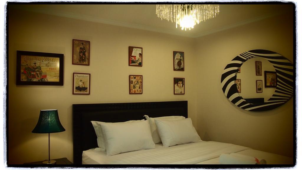 Ciwulan 36 Guest House บันดุง ภายนอก รูปภาพ