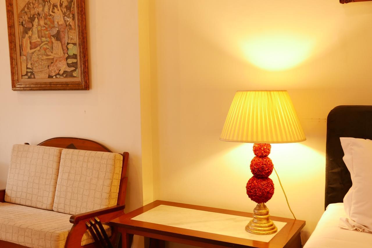 Ciwulan 36 Guest House บันดุง ภายนอก รูปภาพ