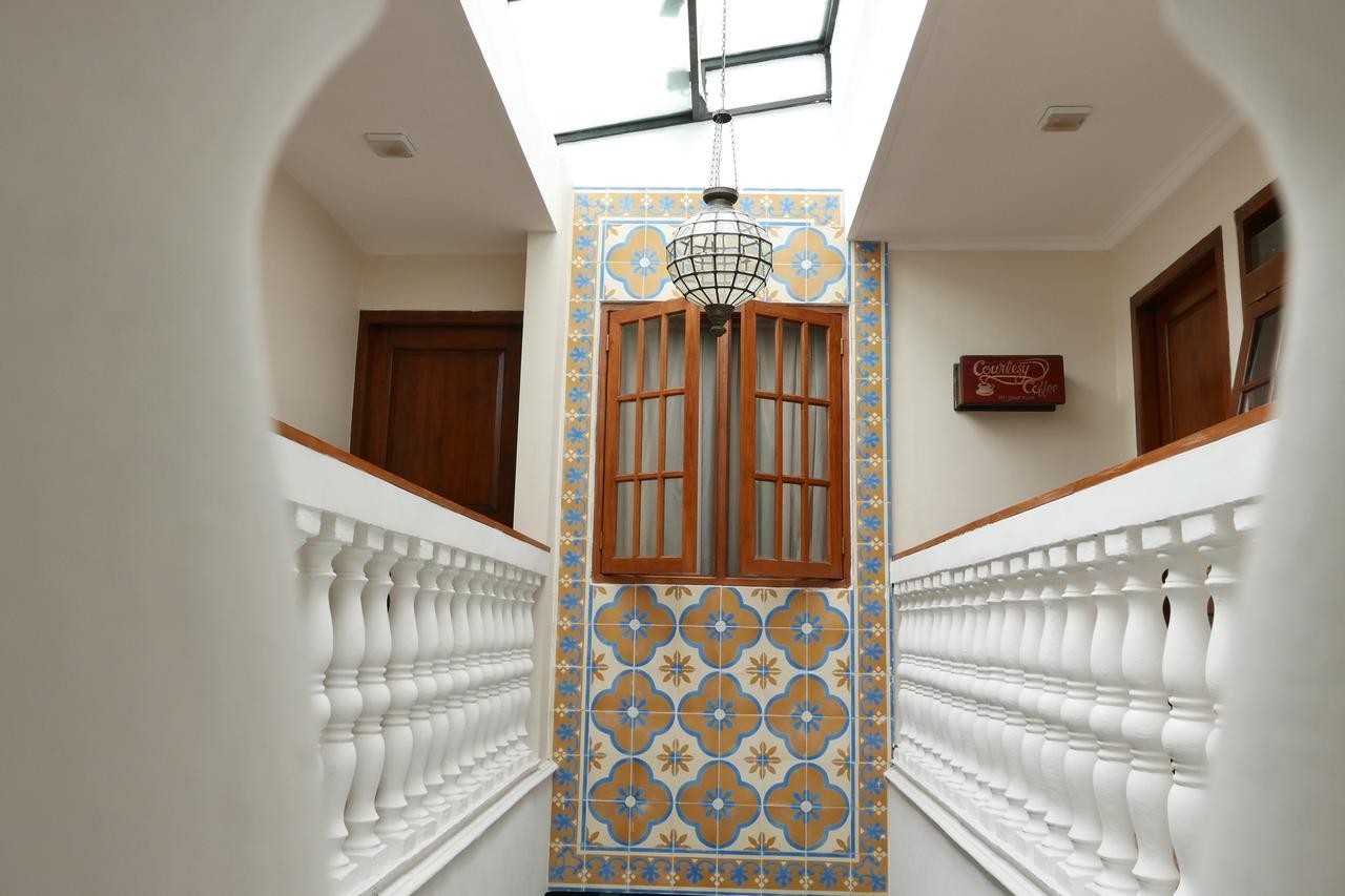Ciwulan 36 Guest House บันดุง ภายนอก รูปภาพ
