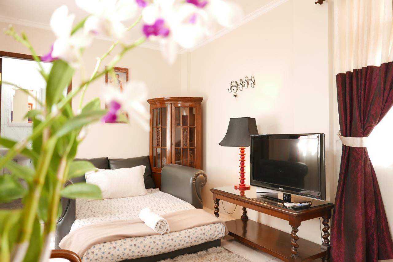 Ciwulan 36 Guest House บันดุง ภายนอก รูปภาพ