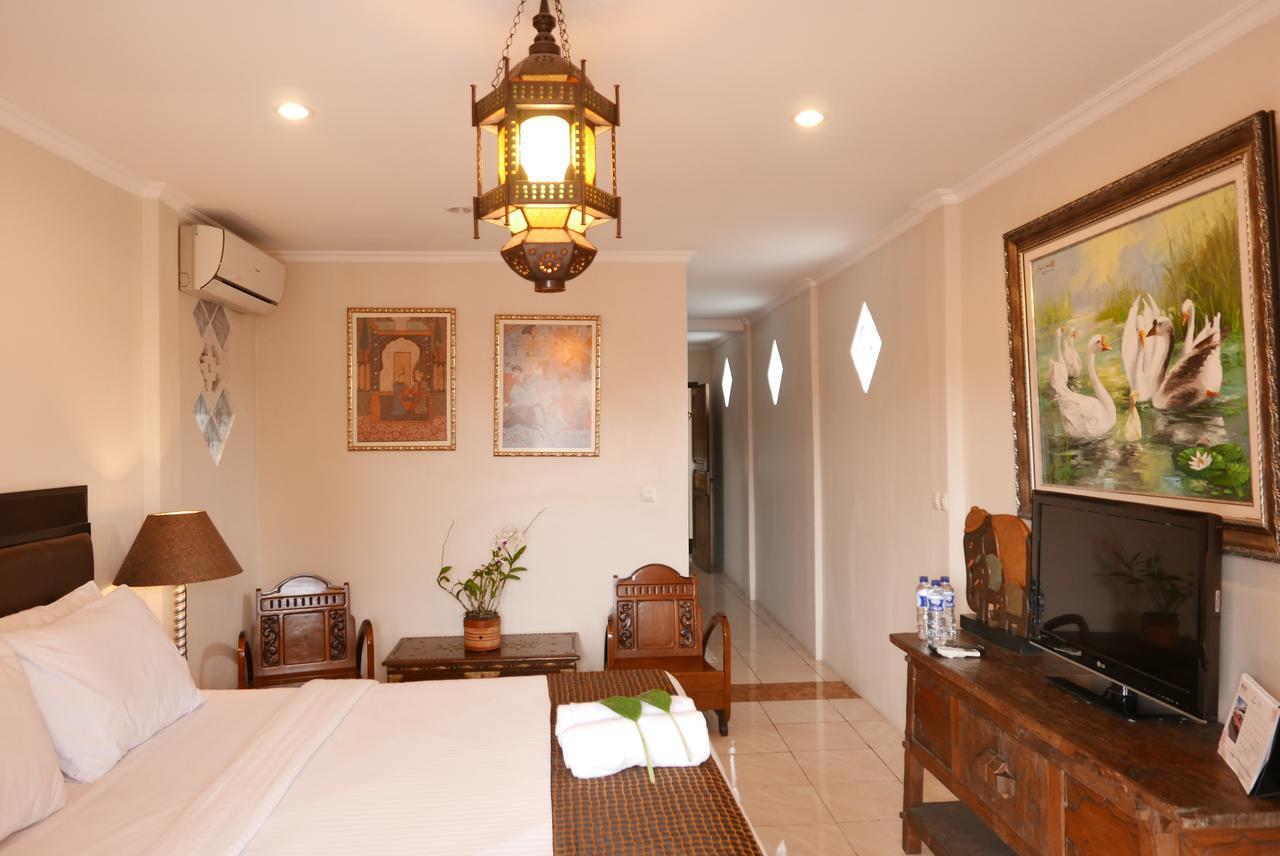 Ciwulan 36 Guest House บันดุง ภายนอก รูปภาพ
