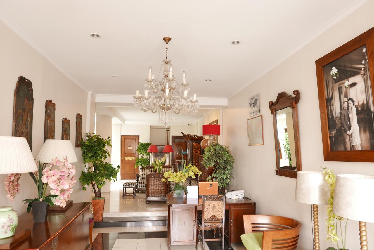 Ciwulan 36 Guest House บันดุง ภายนอก รูปภาพ