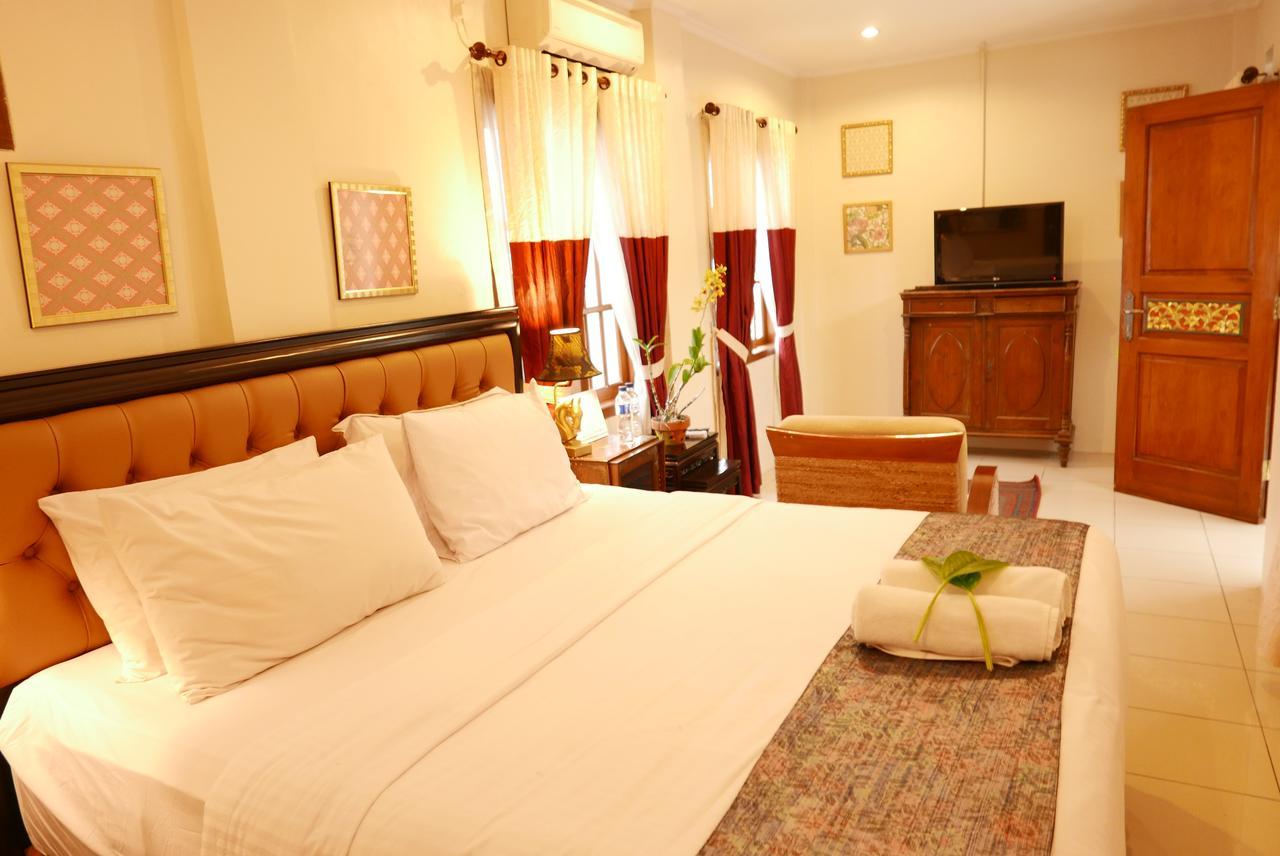 Ciwulan 36 Guest House บันดุง ภายนอก รูปภาพ
